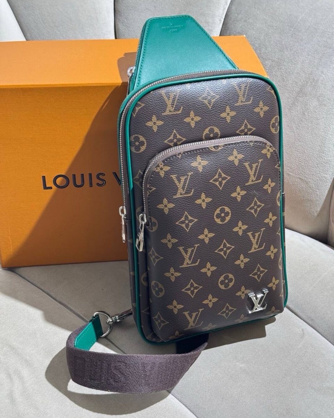 Сумка Louis Vuitton Avenue
