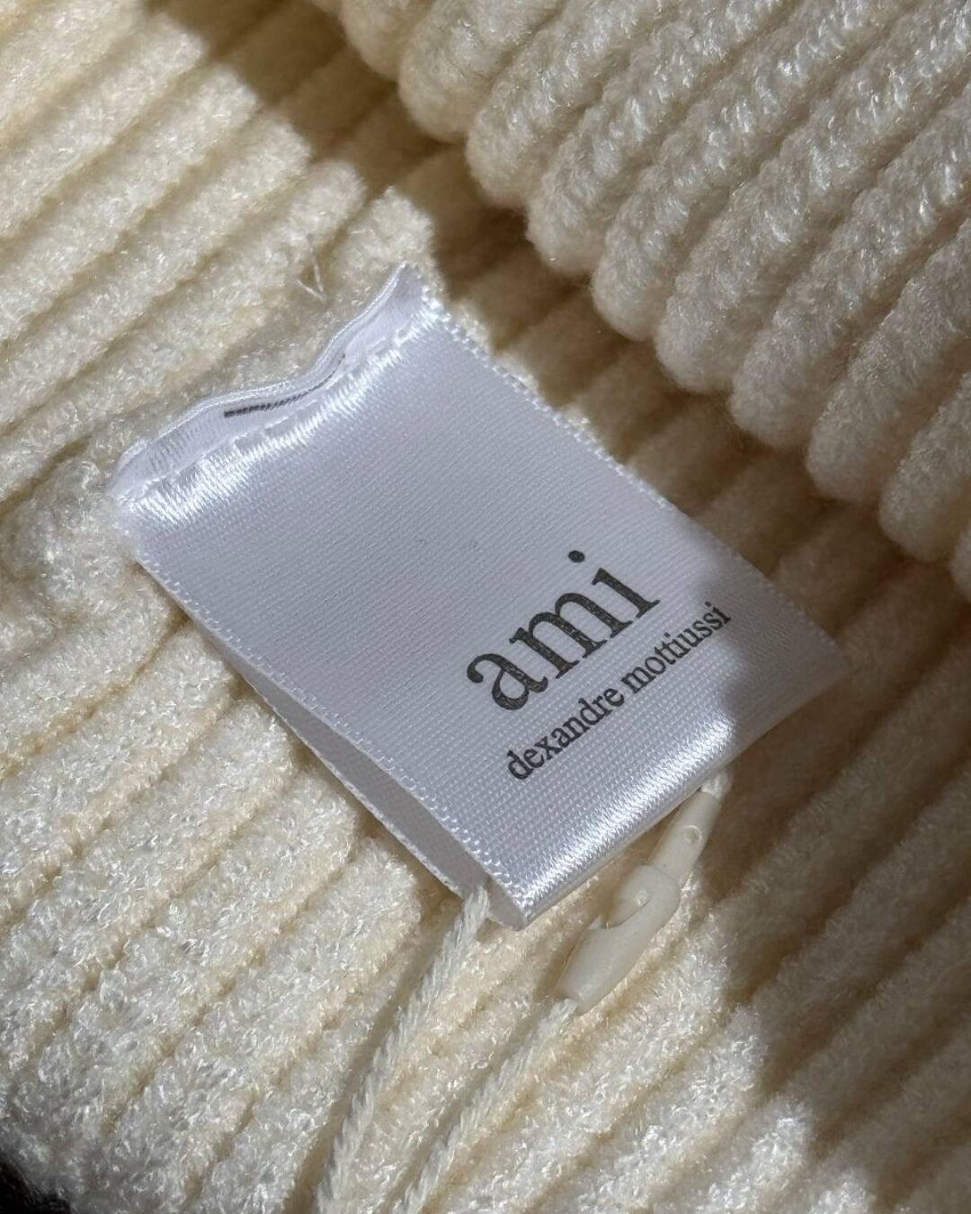 Шапка Ami
