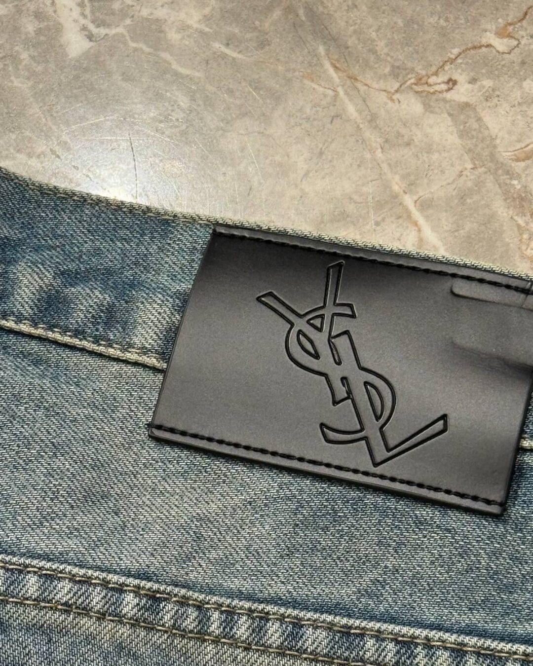 Джинсы Saint Laurent