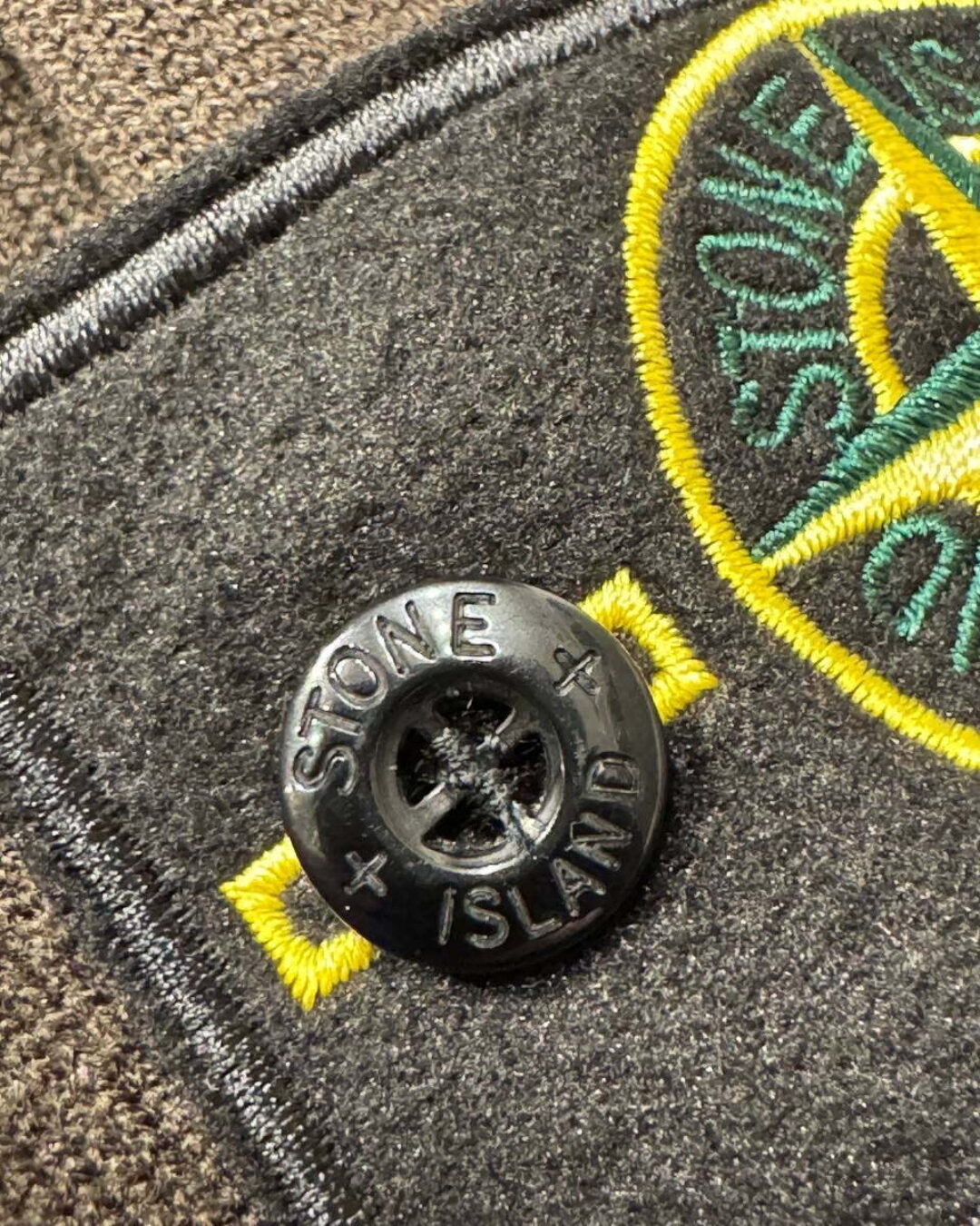 Свитер Stone Island