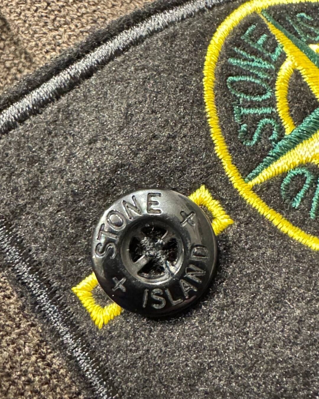 Свитер Stone Island