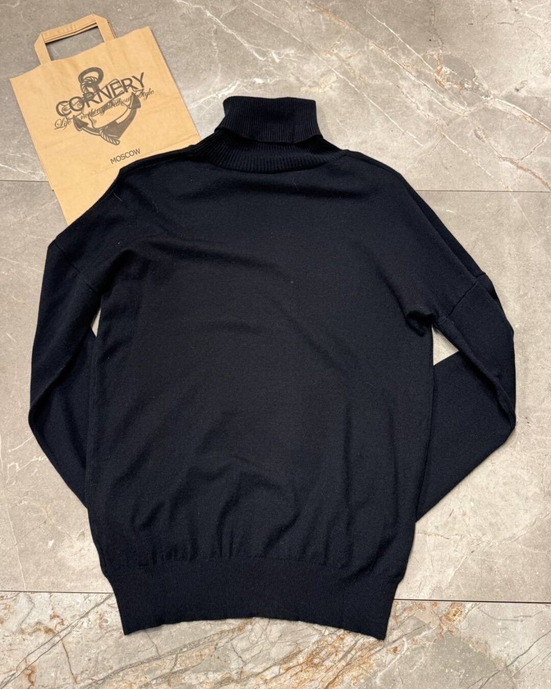 Свитер Vetements