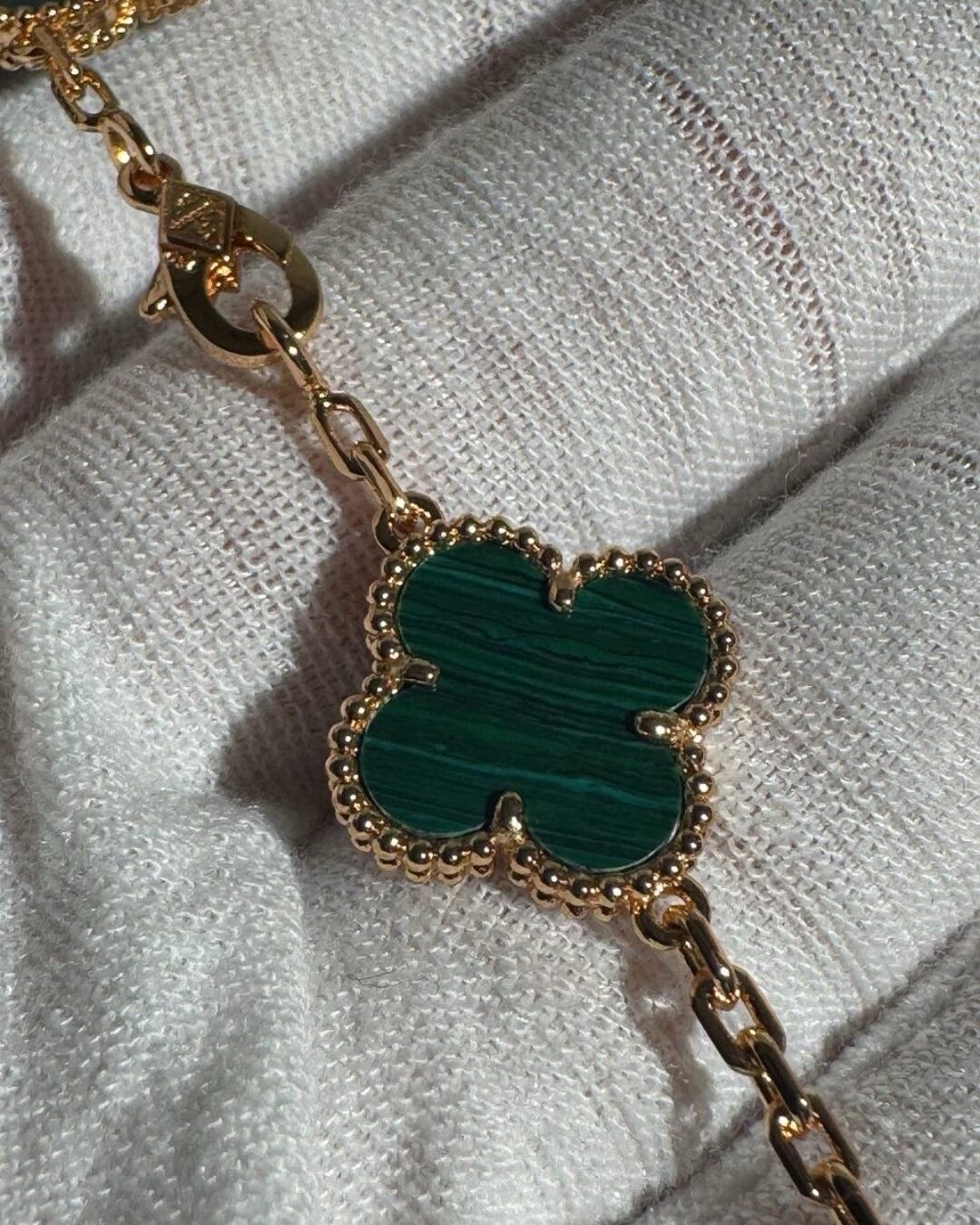 Колье Van Cleef & Arpels Vintage Alhambra (Gold/Green/Poly)