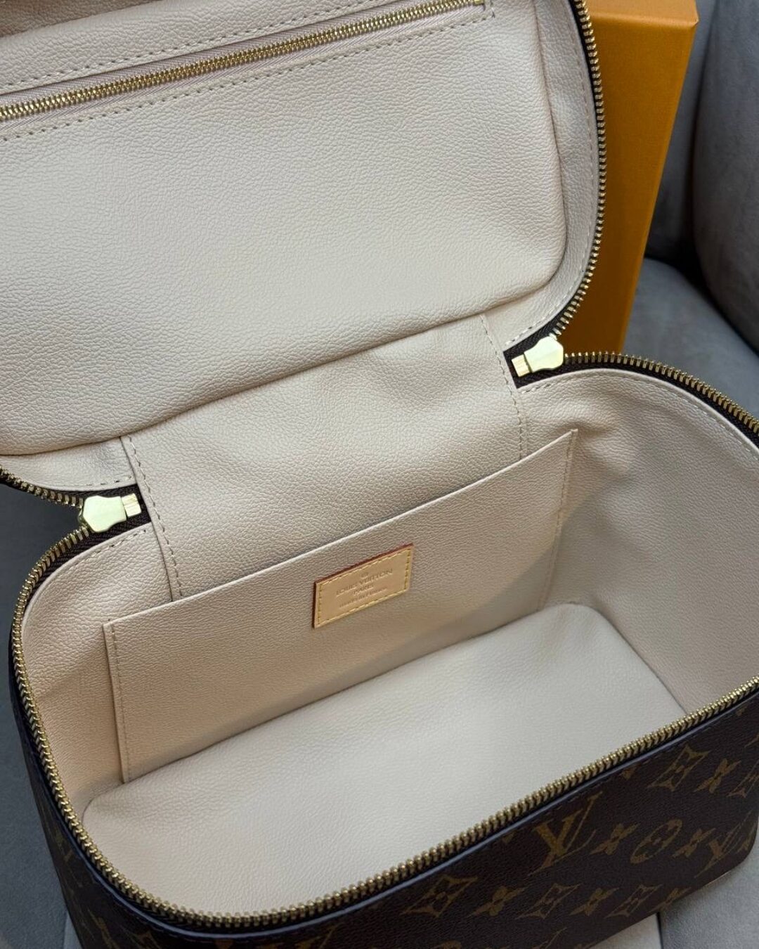 Несессер Louis Vuitton