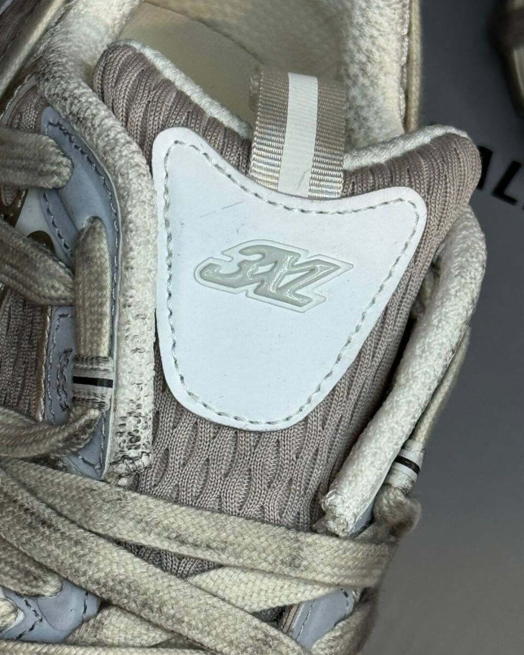 Кроссовки Balenciaga 3XL Extreme Lace Trainers Light Beige