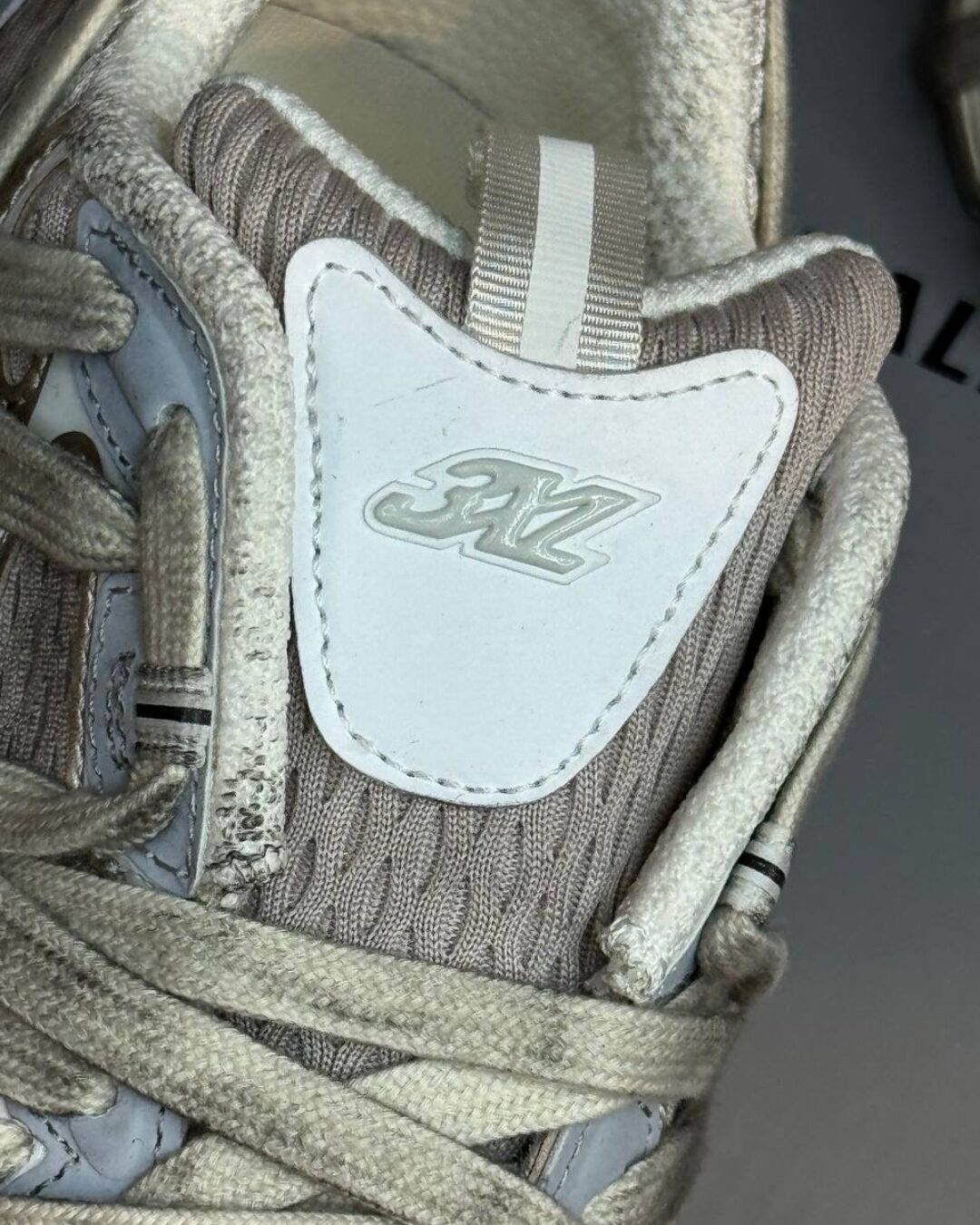 Кроссовки Balenciaga 3XL Extreme Lace Trainers Light Beige