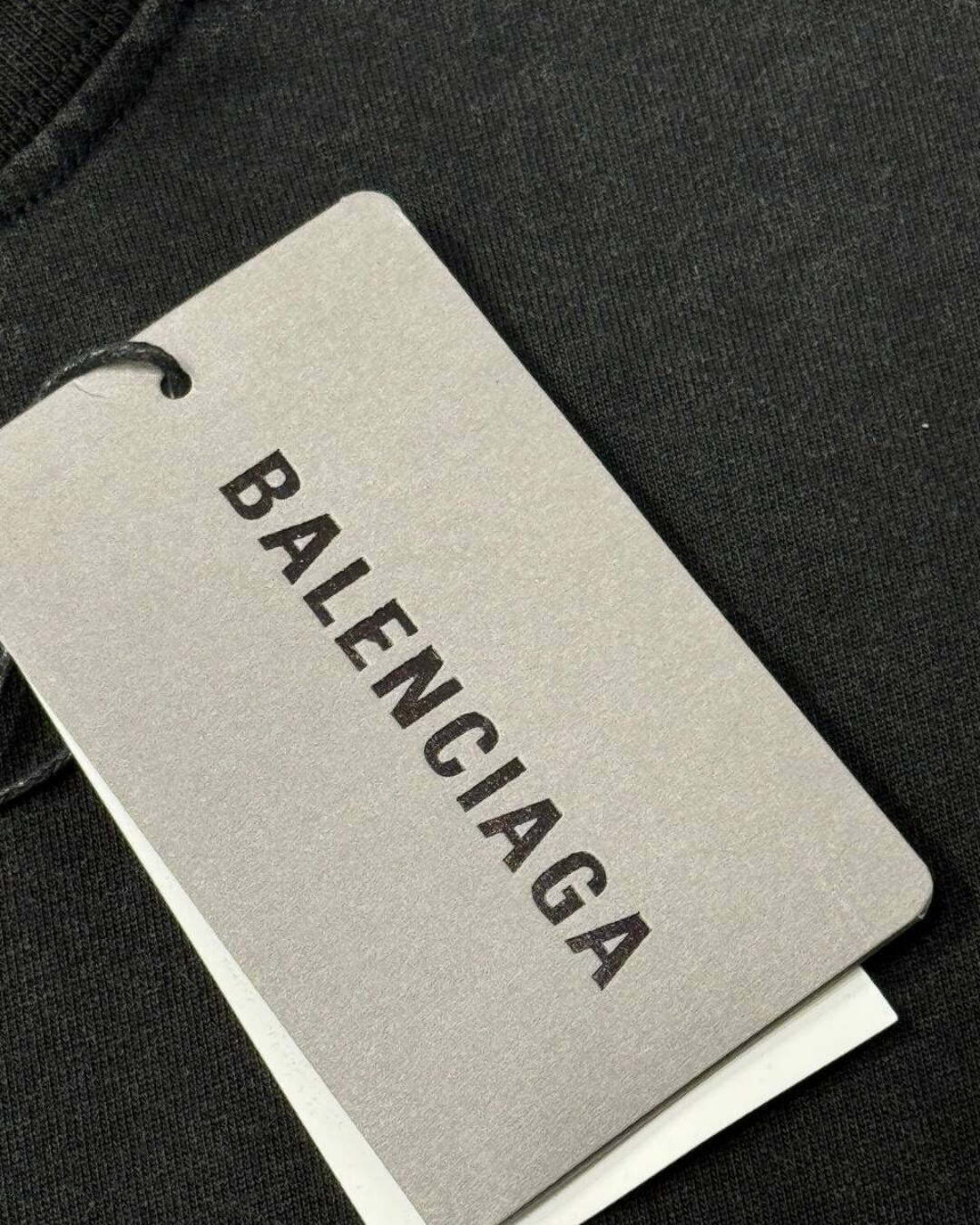 Футболка Balenciaga