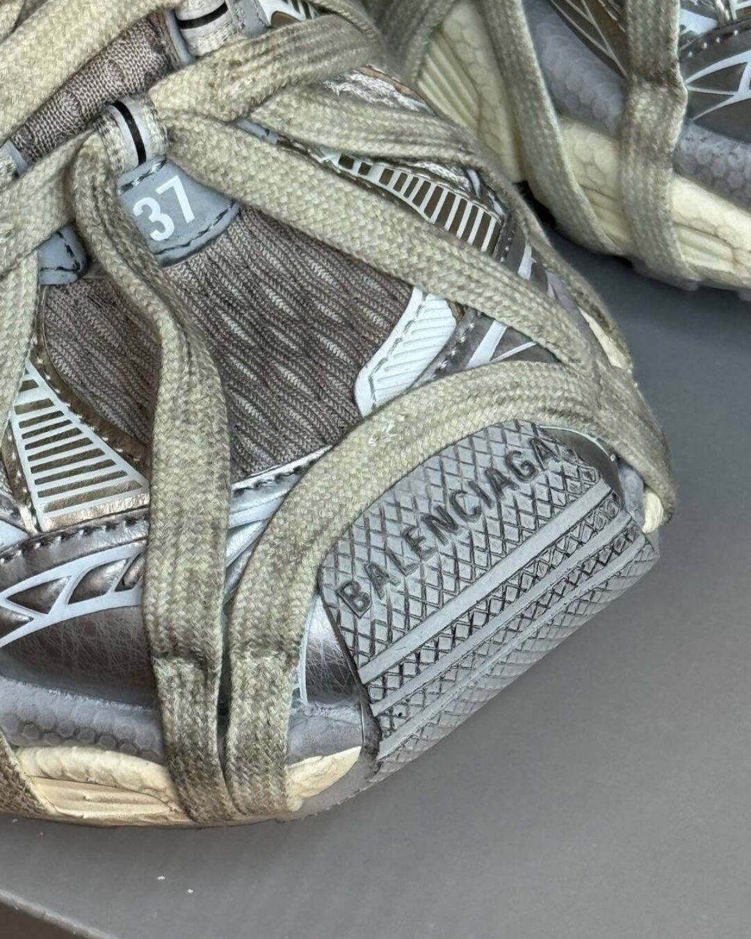 Кроссовки Balenciaga 3XL Extreme Lace Trainers Light Beige