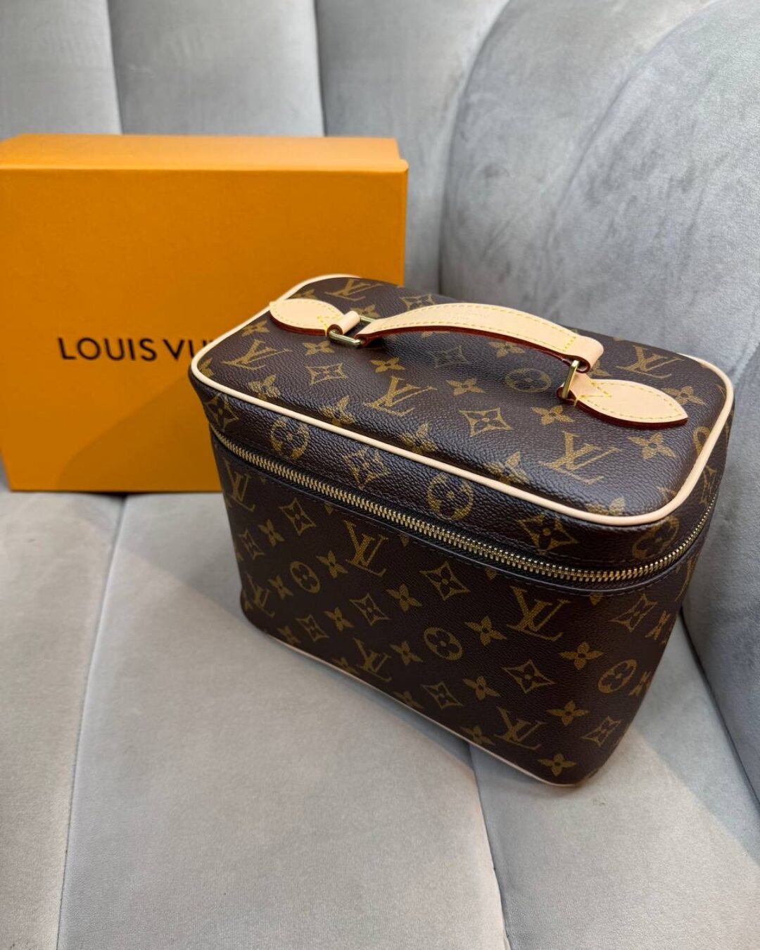 Несессер Louis Vuitton