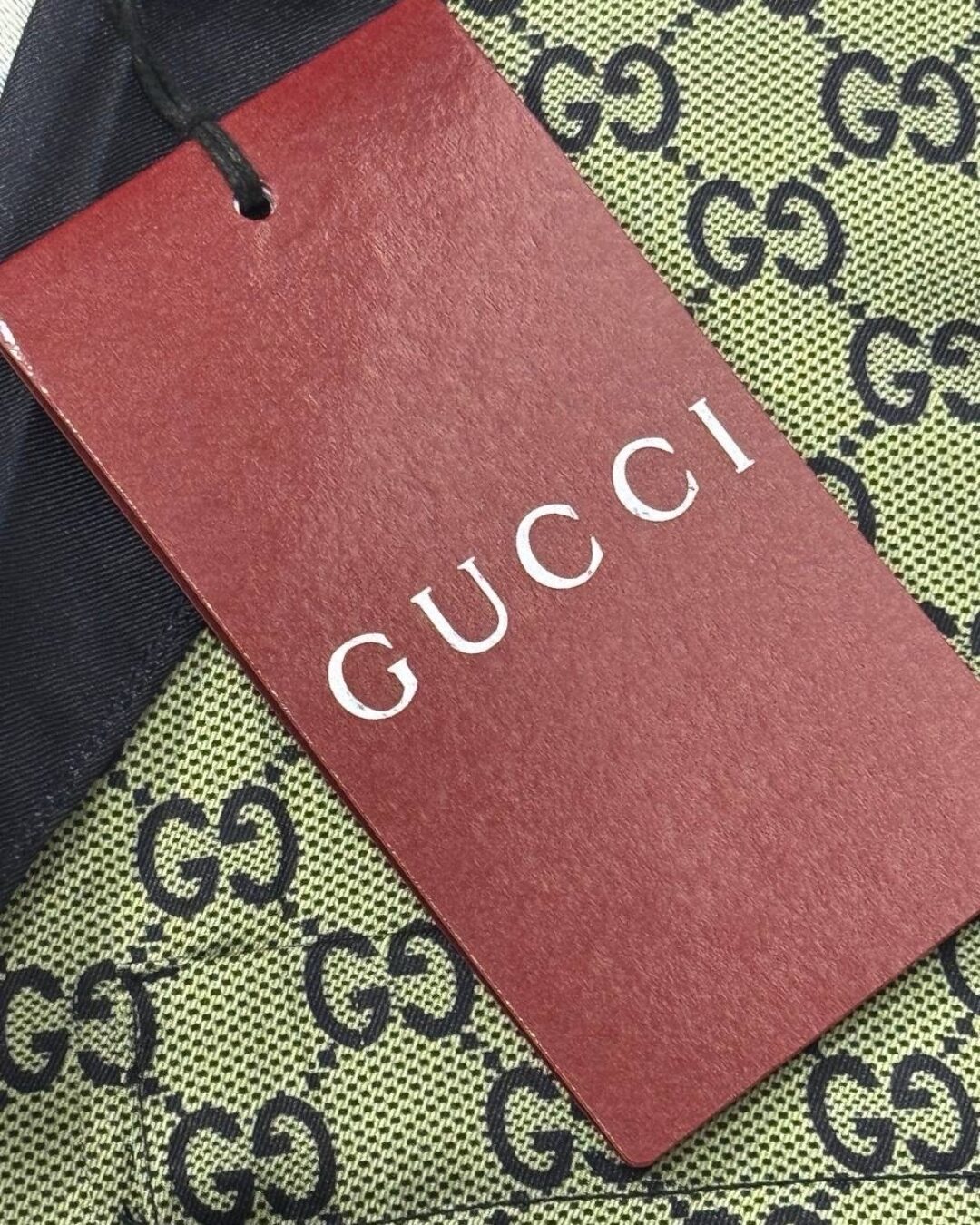Костюм Gucci
