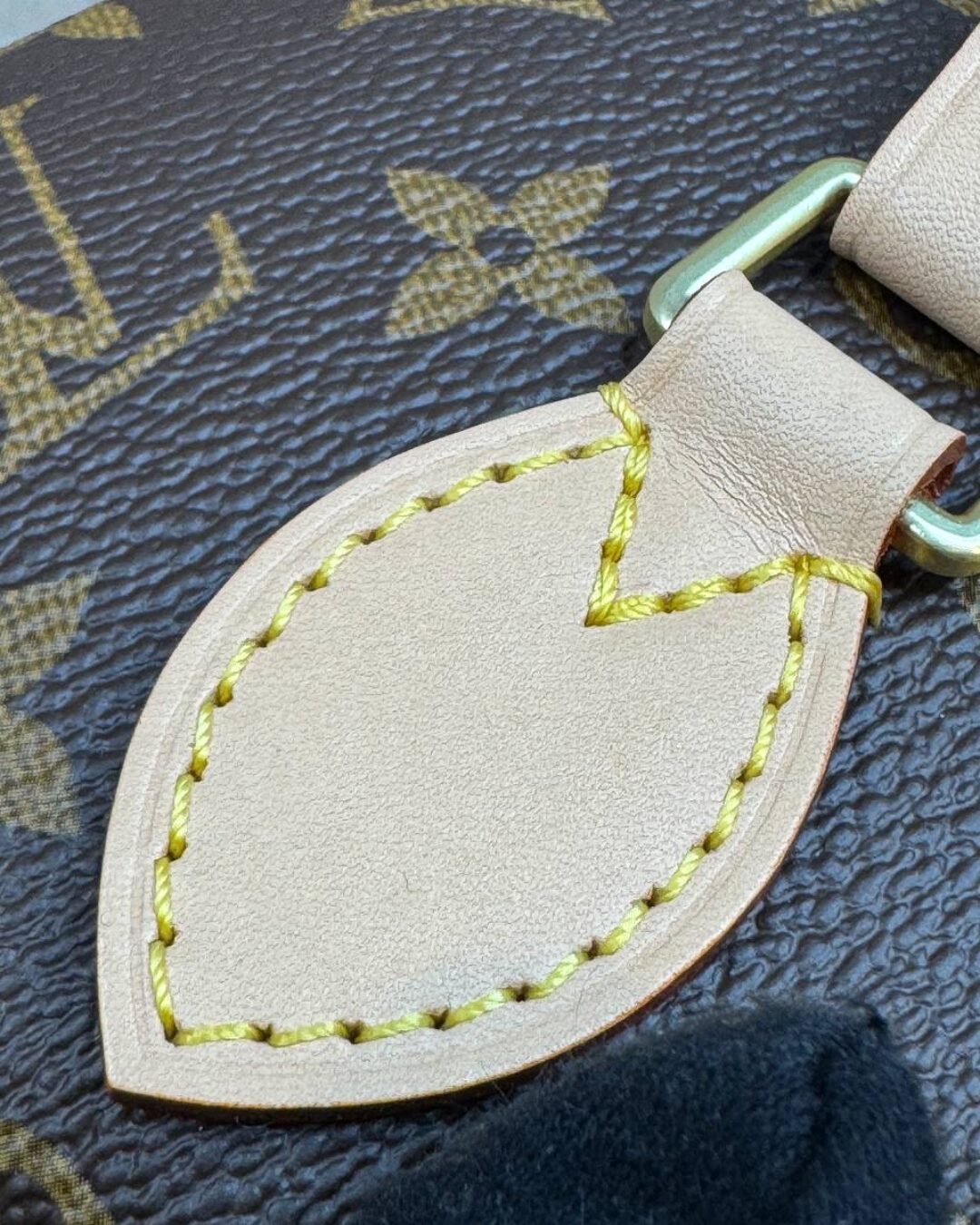 Несессер Louis Vuitton