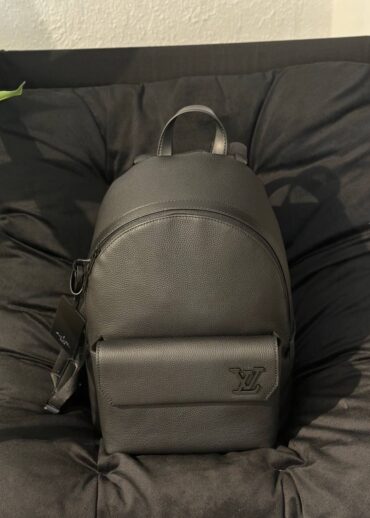 Рюкзак Louis Vuitton Takeoff