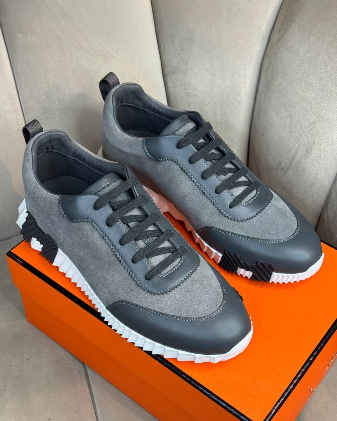 Кроссовки Hermes