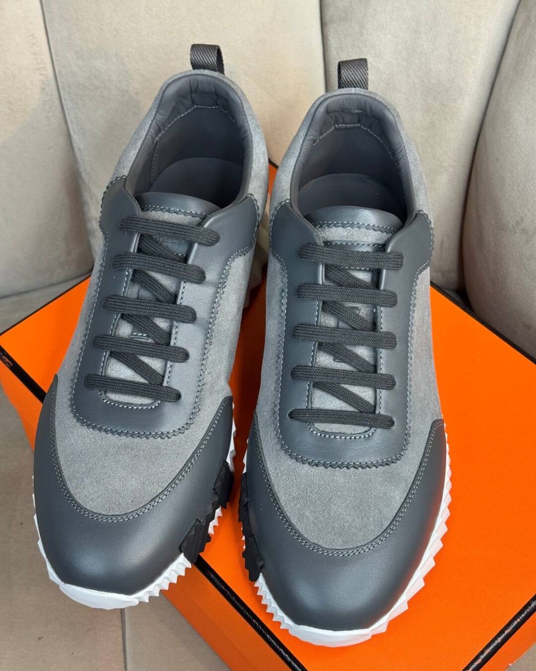 Кроссовки Hermes