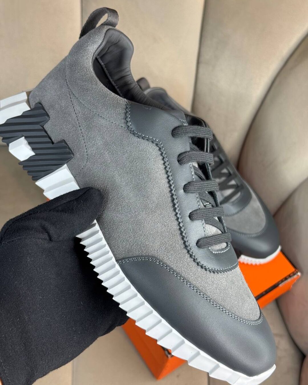 Кроссовки Hermes