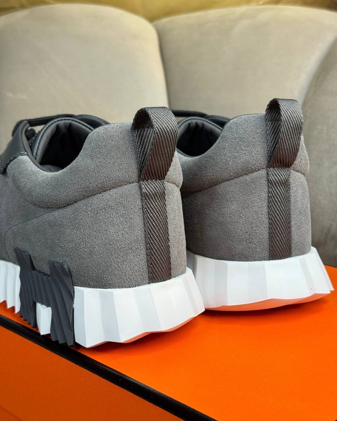 Кроссовки Hermes