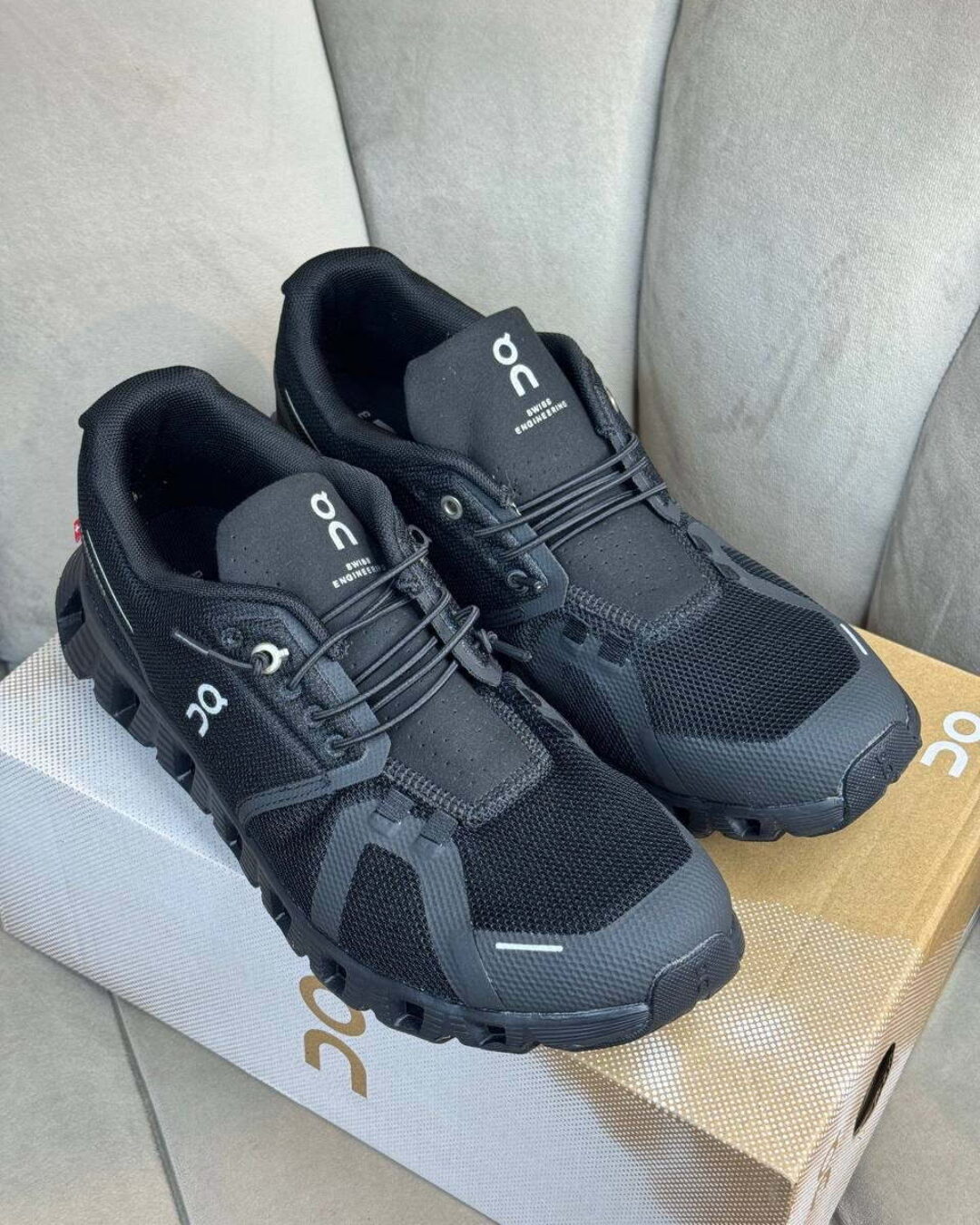 Кроссовки On