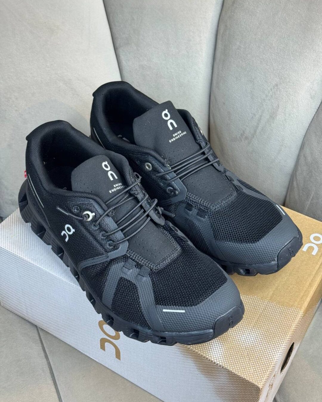 Кроссовки On