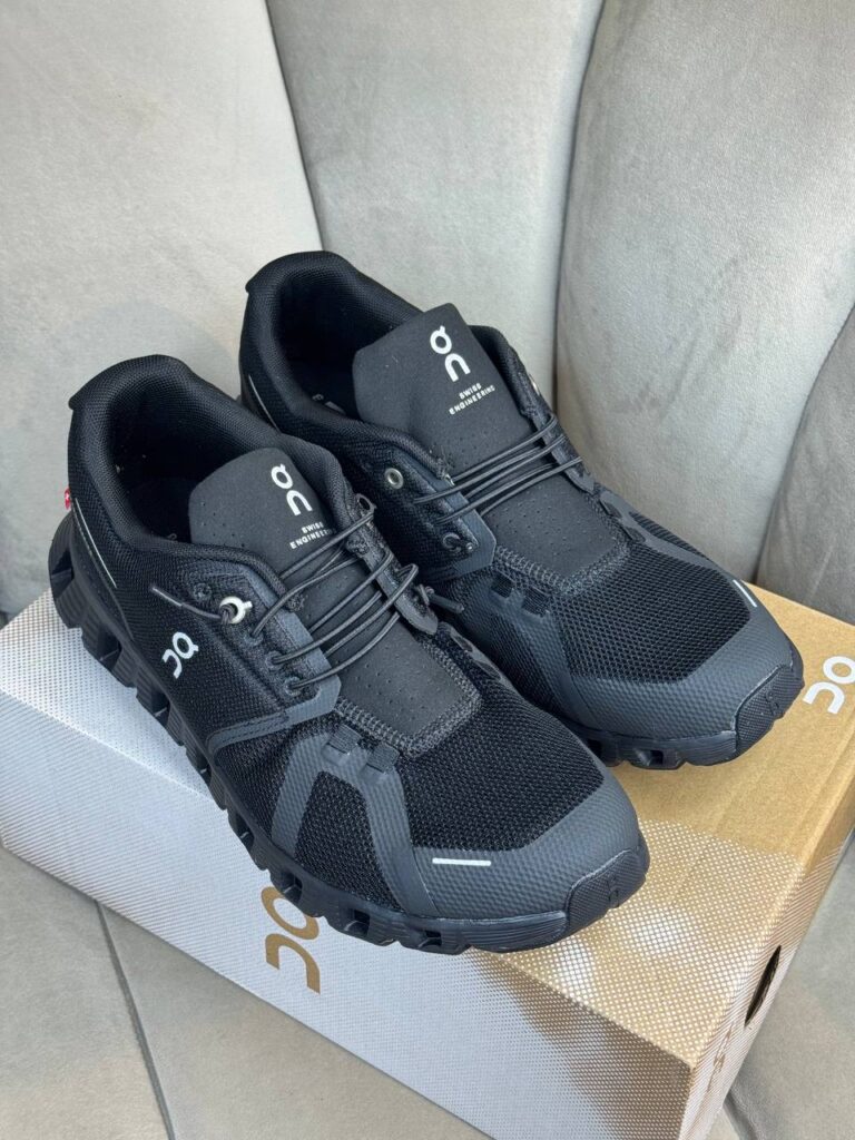 Кроссовки On