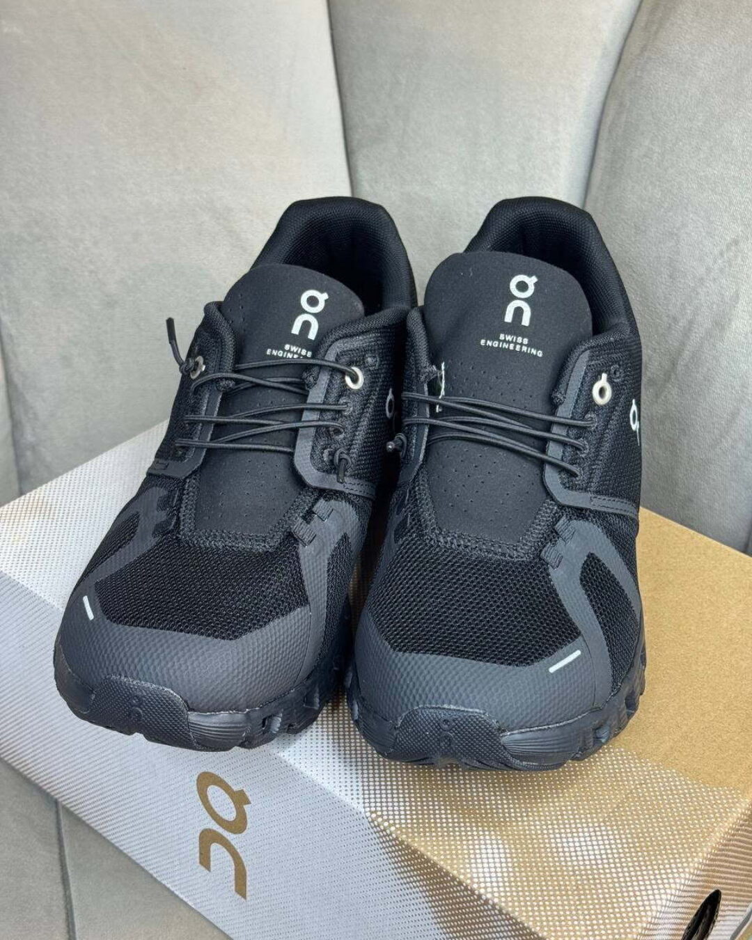 Кроссовки On