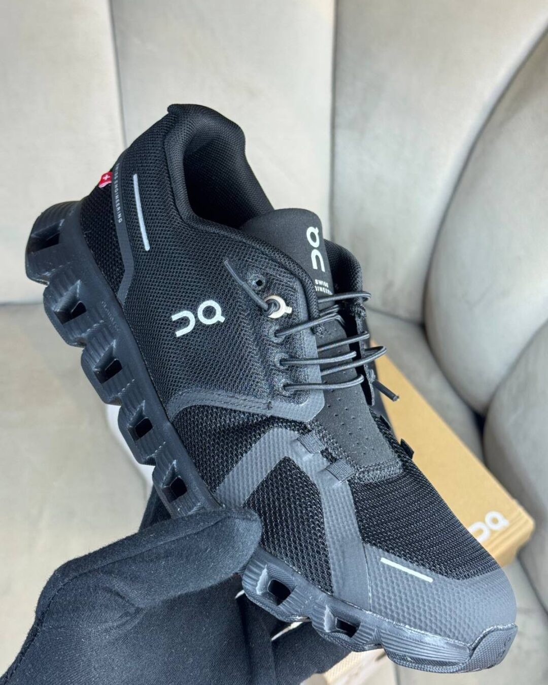 Кроссовки On