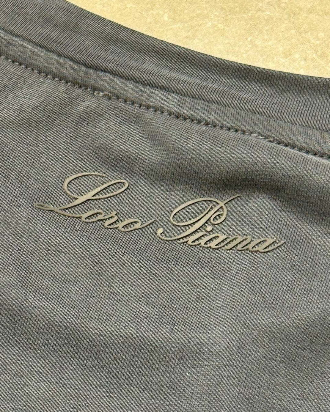 Футболка Loro Piana — фото 7