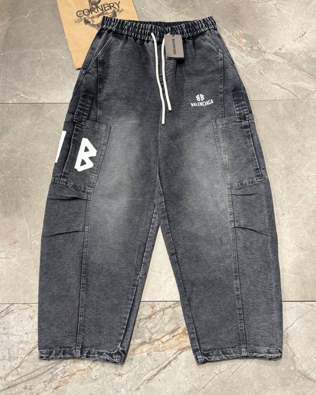 Штаны Balenciaga