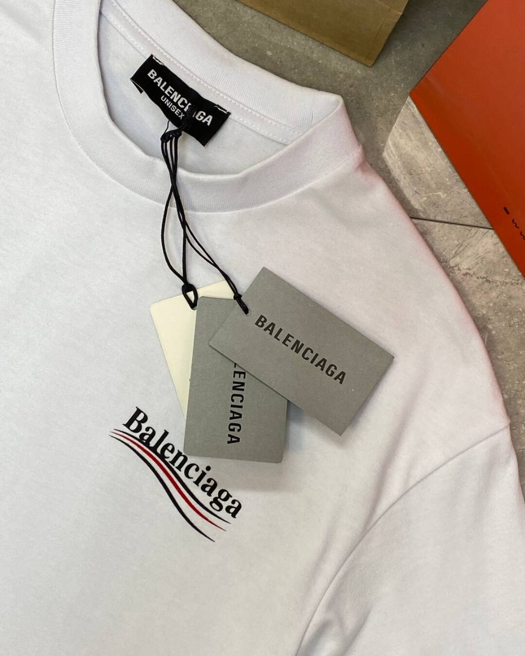 Футболка Balenciaga — фото 3
