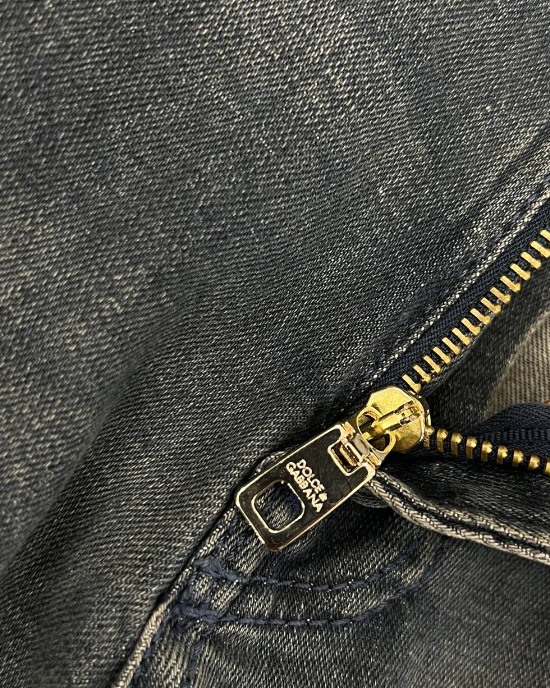 Джинсы Dolce & Gabbana — фото 9