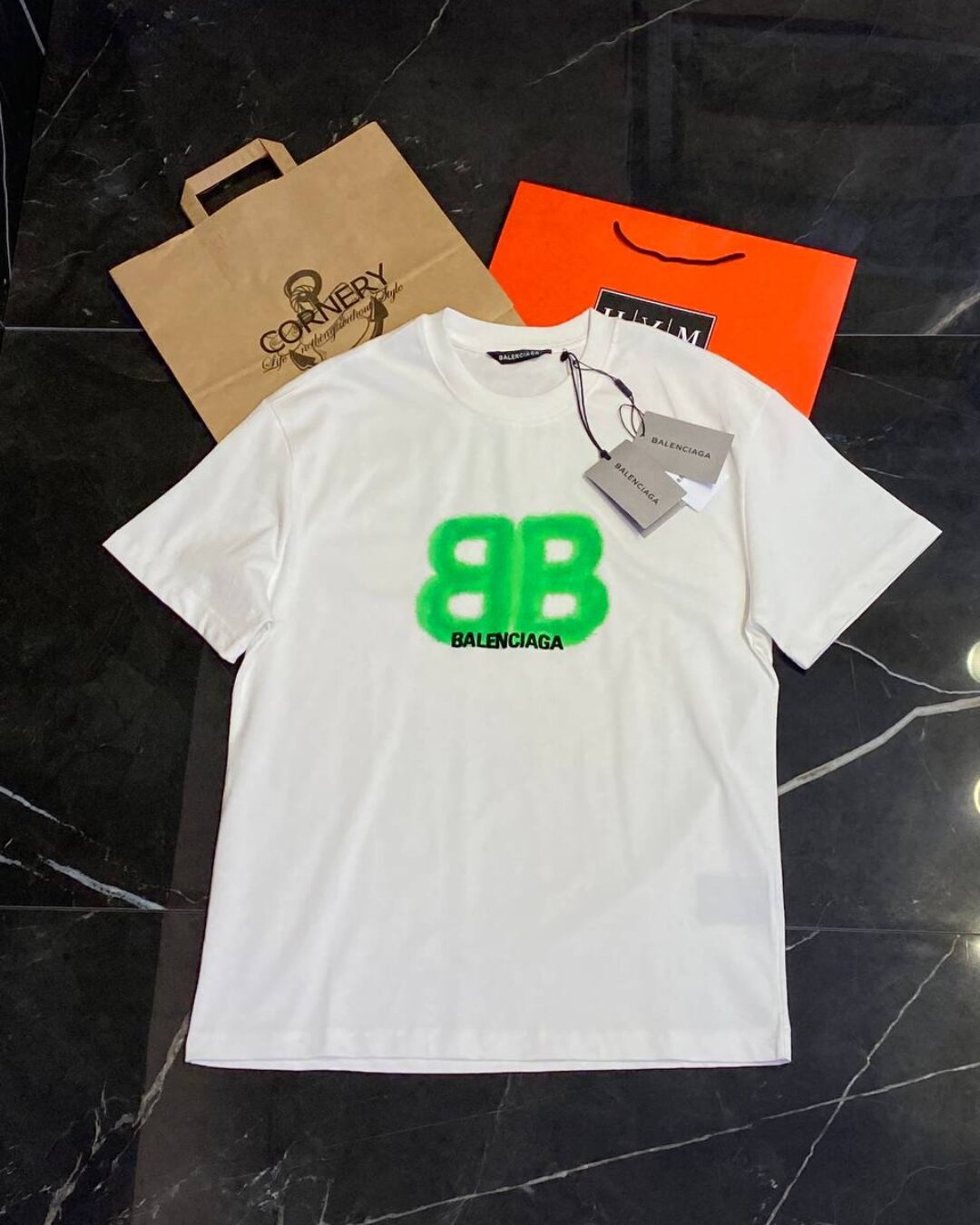 Футболка Balenciaga