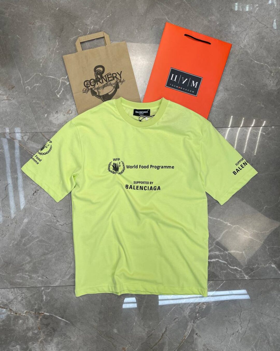 Футболка Balenciaga