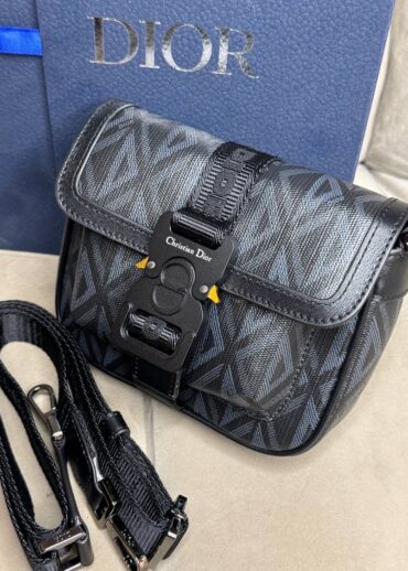 88a33f0e-32df-4428-b387-0ffa10640183