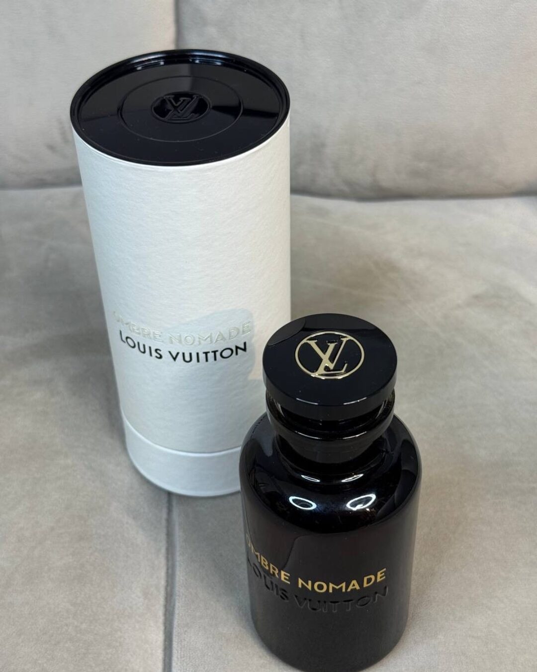 Парфюм Louis Vuitton Ombre Nomade