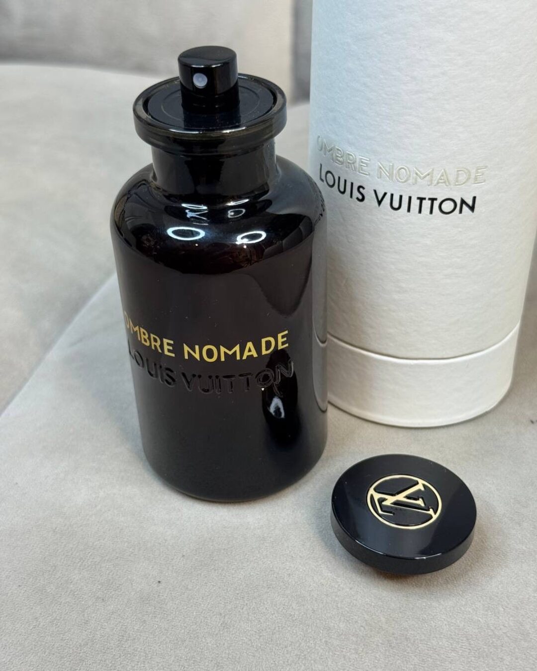 Парфюм Louis Vuitton Ombre Nomade