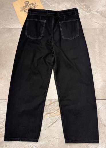 f9b556e2-65fd-432d-942a-d93bfcc88ddf