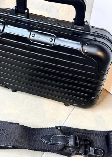 fc269fc2-8654-4abf-b520-7d0275251d49-1