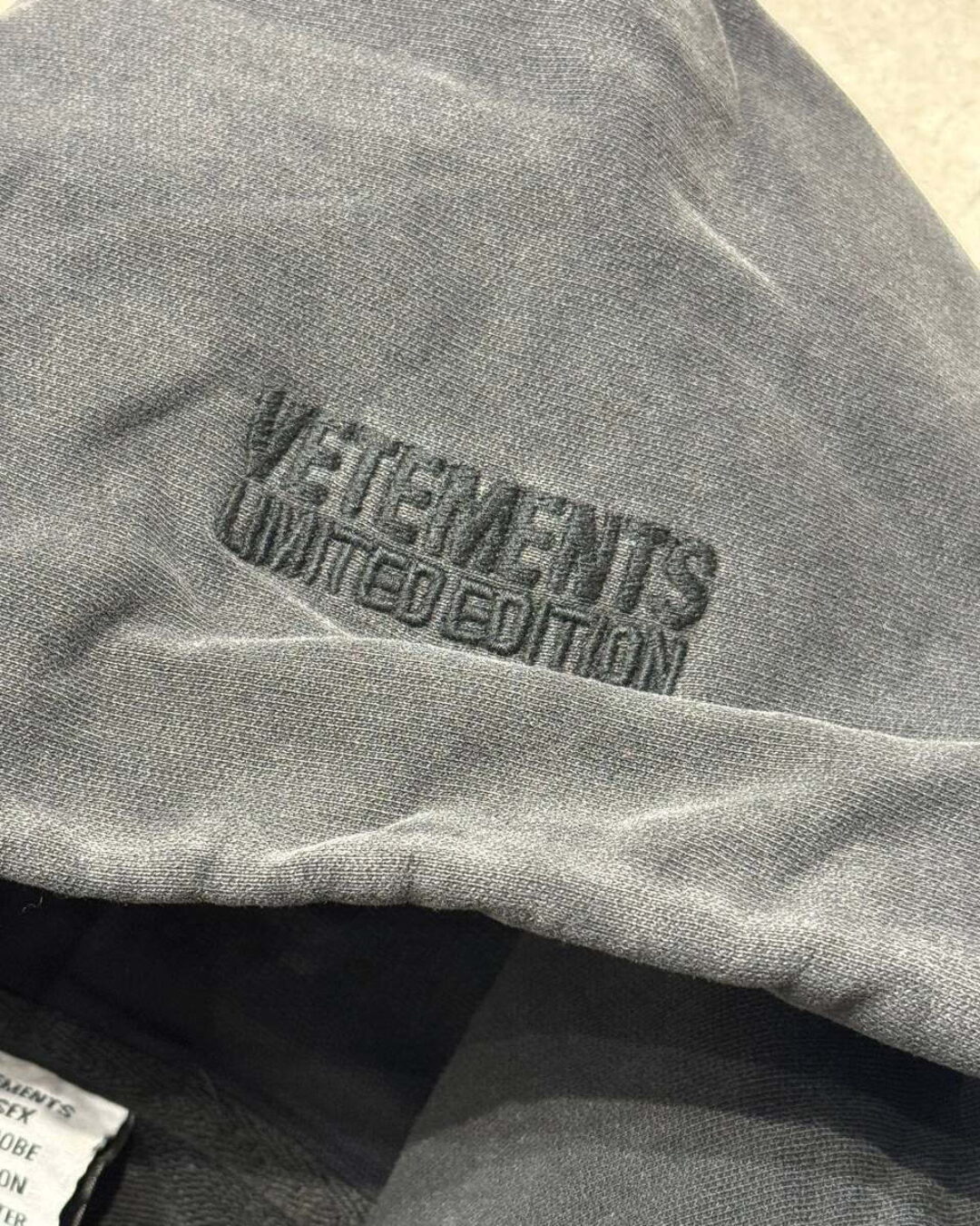 Худи Vetements