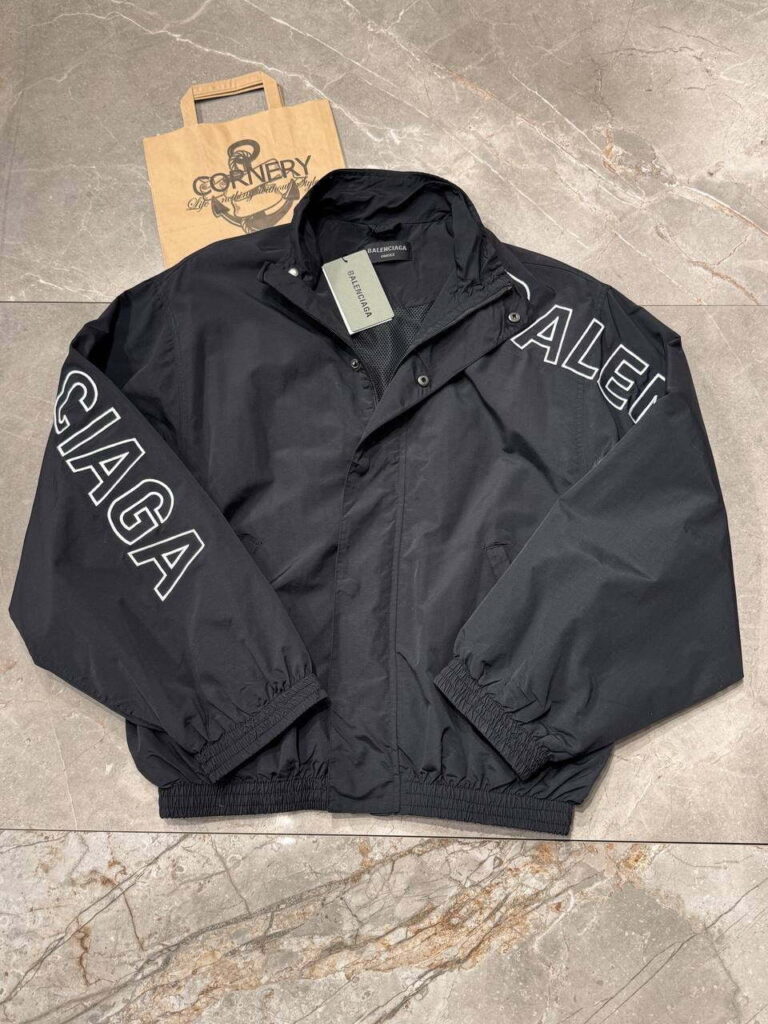 Бомбер Balenciaga