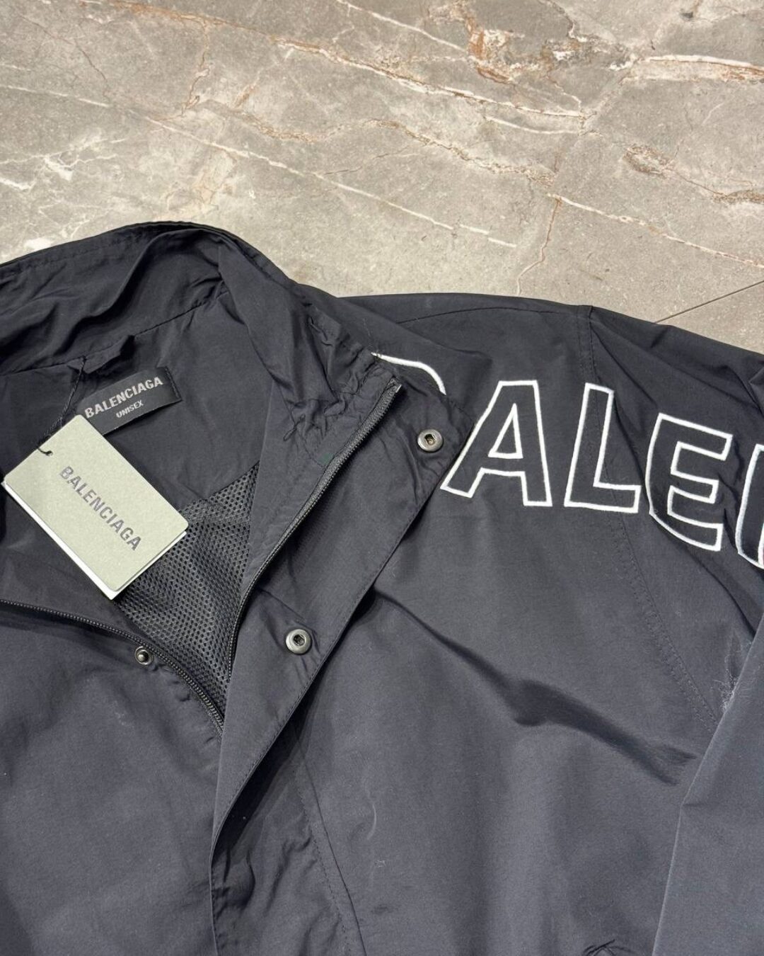 Бомбер Balenciaga