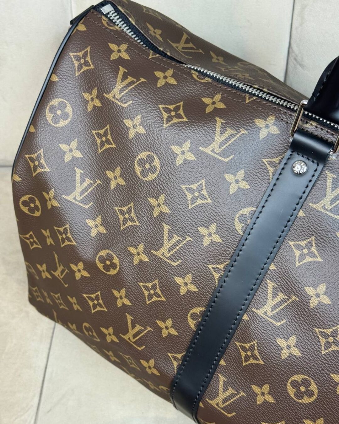 Дорожная сумка Louis Vuitton Keepall