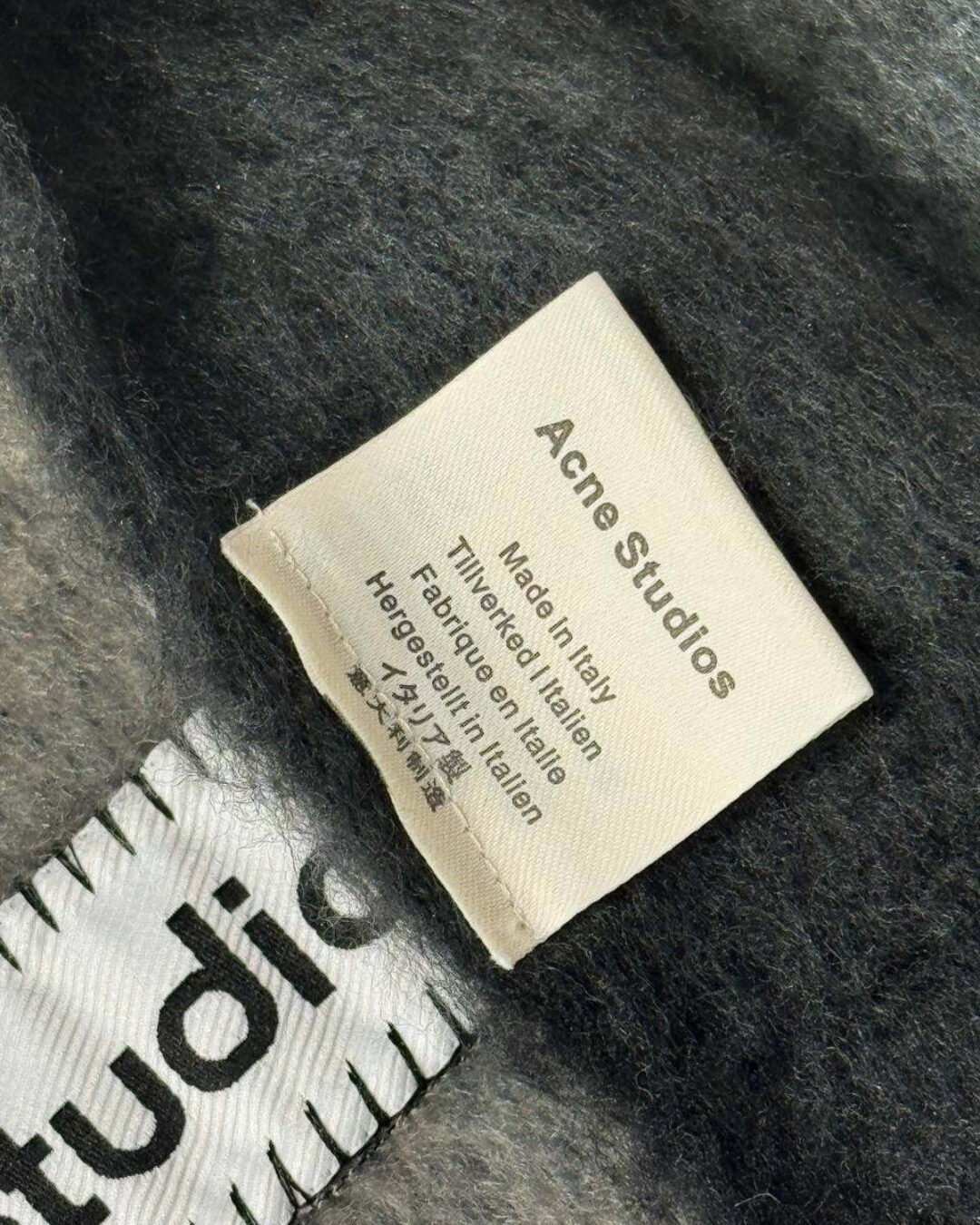 Шарф Acne Studios