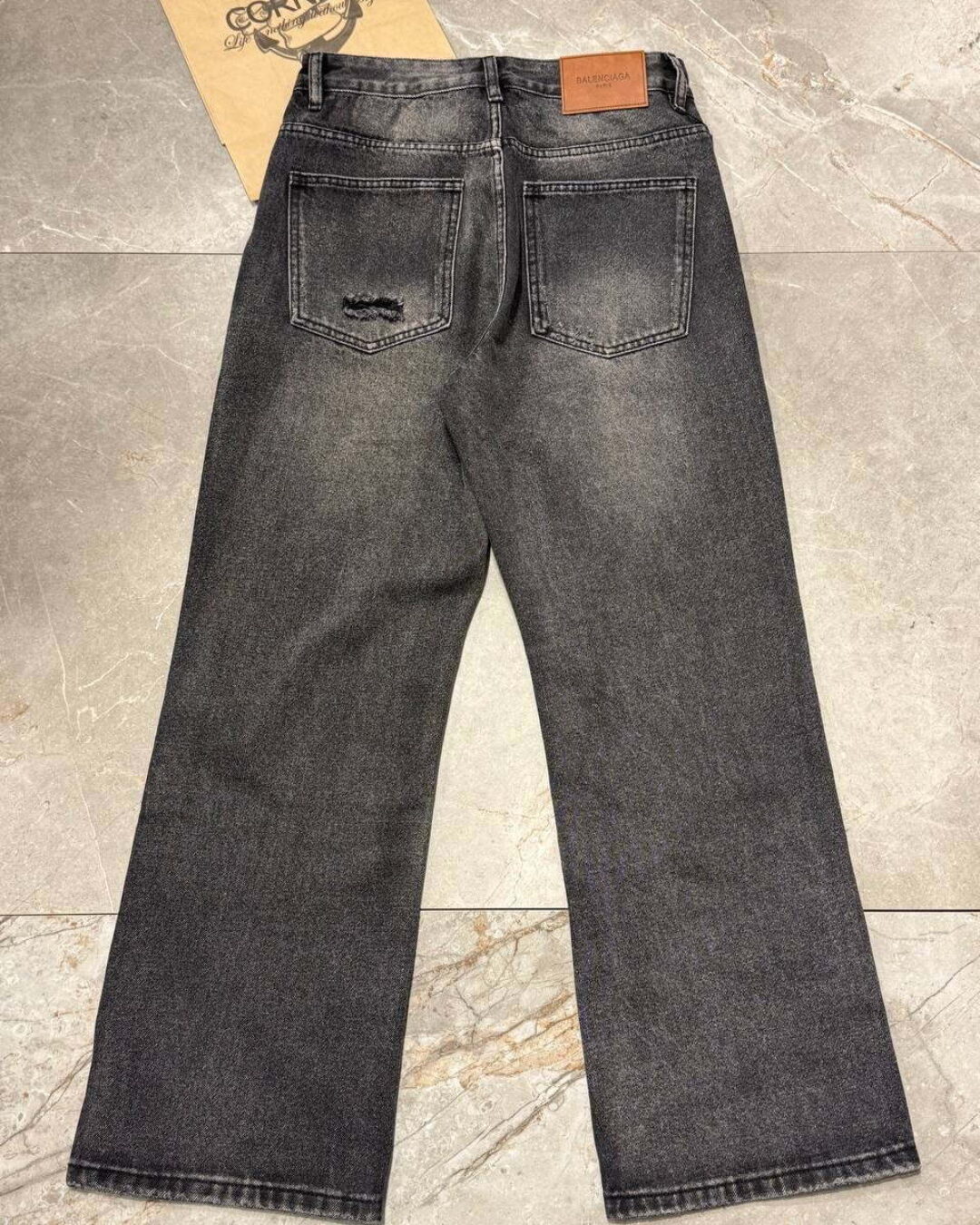 Джинсы Balenciaga