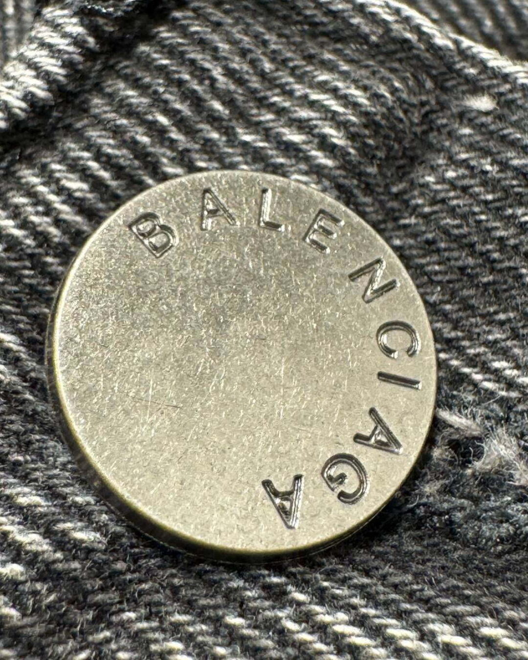 Джинсы Balenciaga