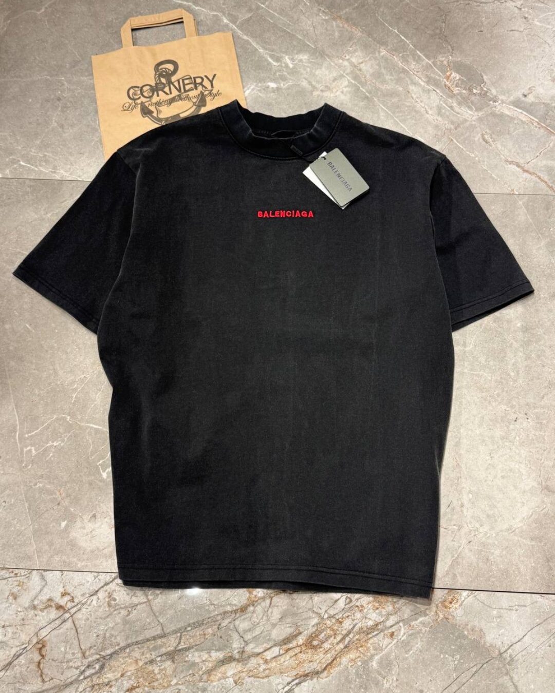 Футболка Balenciaga