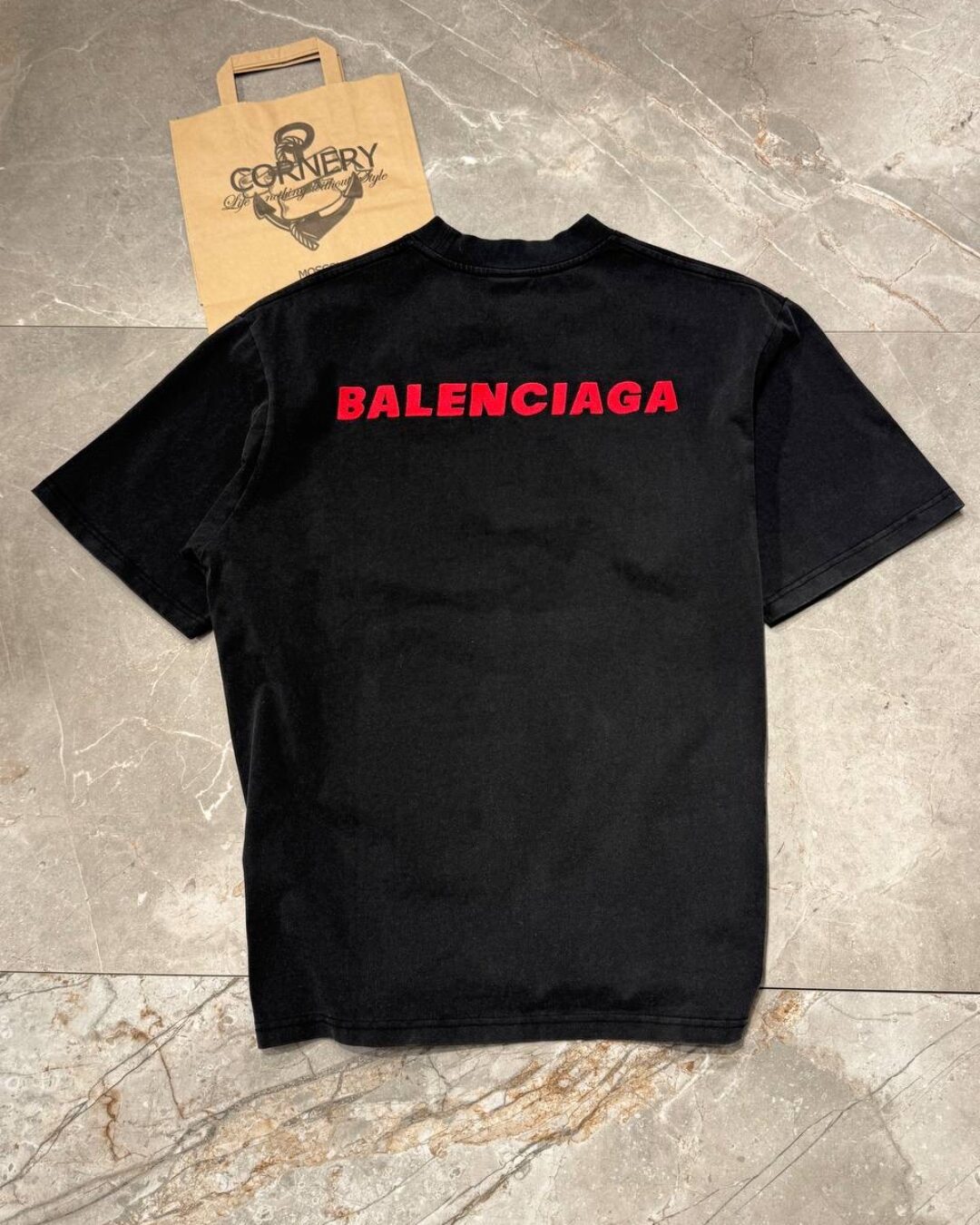 Футболка Balenciaga
