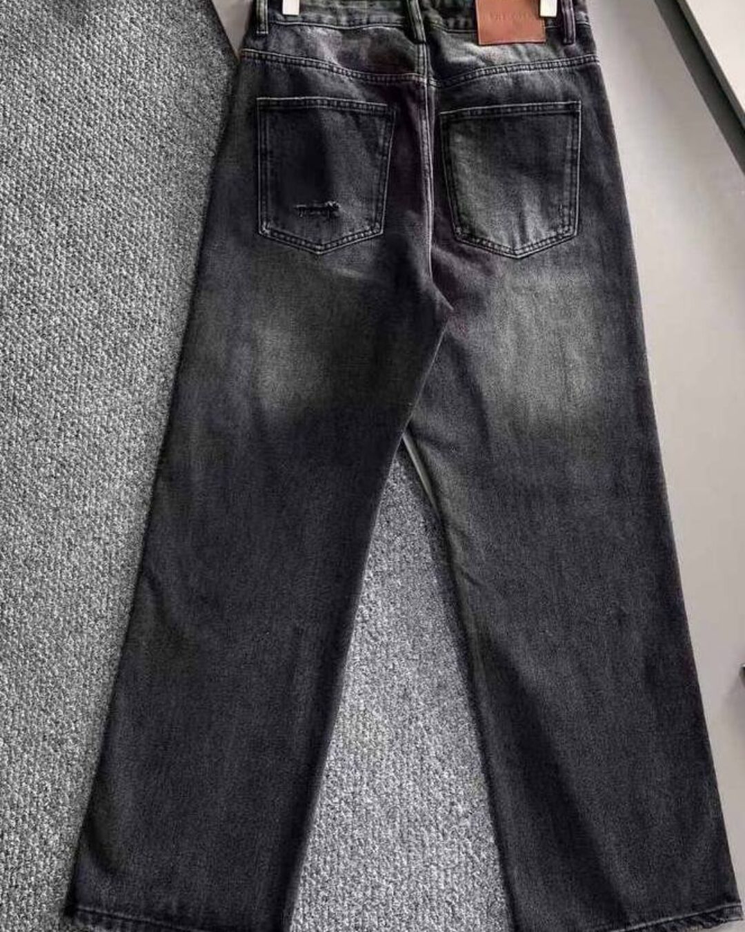 Джинсы Balenciaga