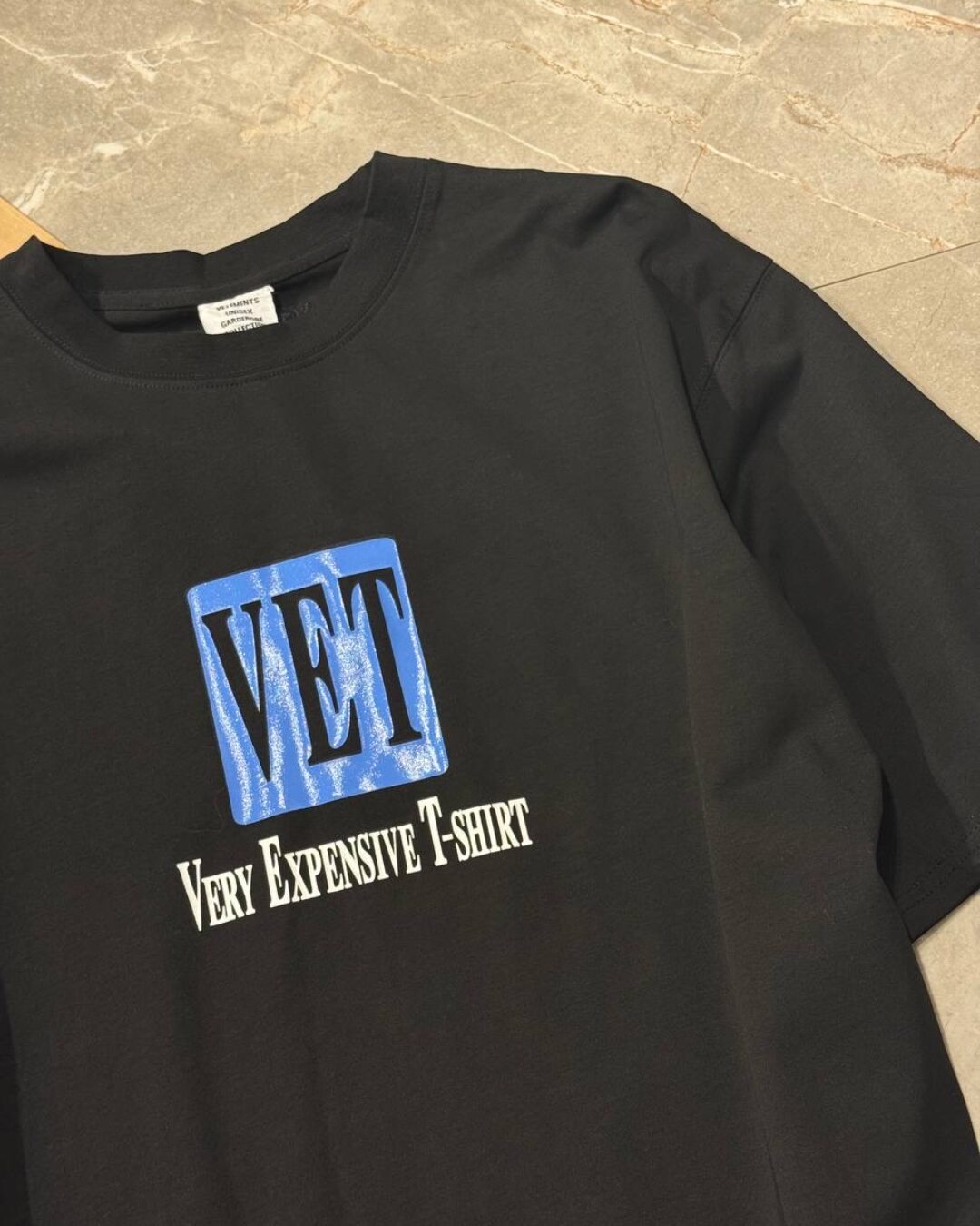 Футболка Vetements VET