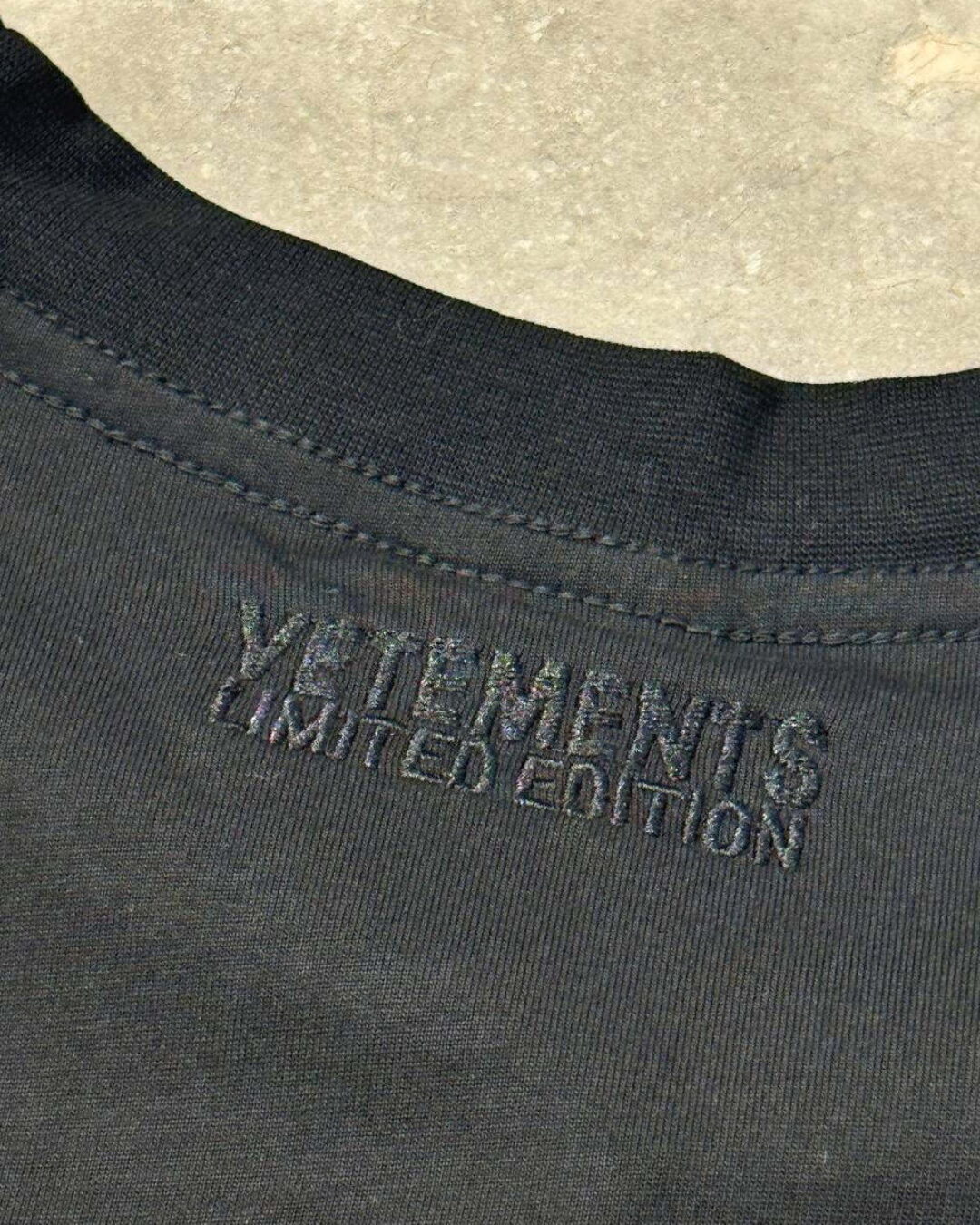 Футболка Vetements VET — фото 8