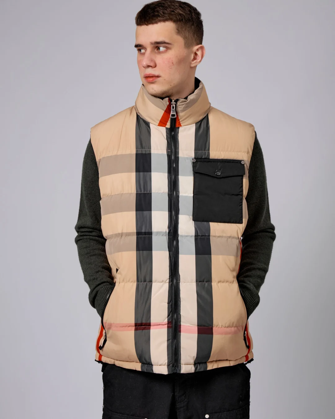 Жилет Burberry
