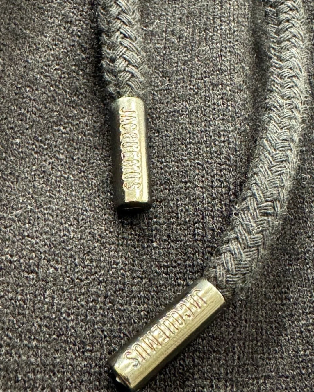 Летний костюм Jacquemus — фото 8